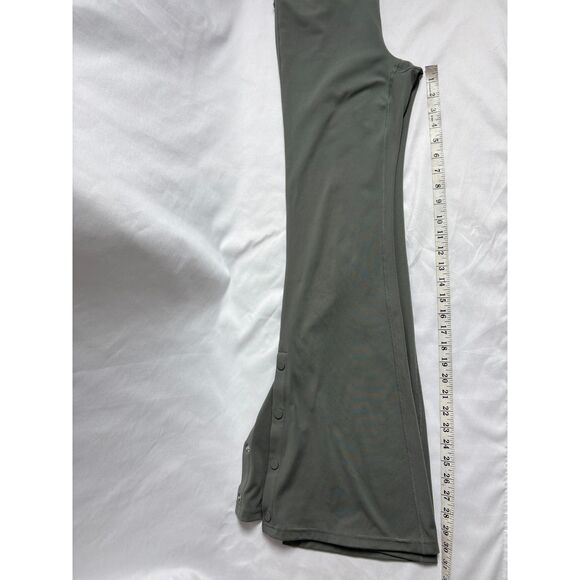 Velocity Active Stretch Zoey Flare Pant Cement Grey Size M Bootcut Yoga Workout - Picture 10 of 11